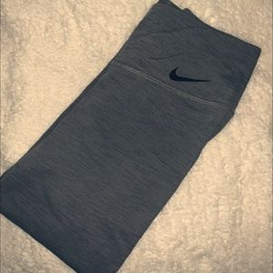 Nike Crop Leggings